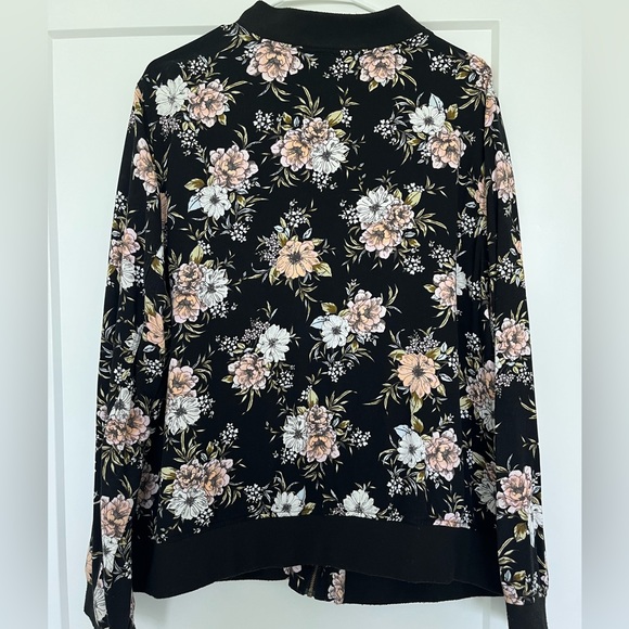 Floral bomber jacket - torrid size 3 - Picture 3 of 3